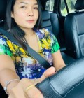 Dating Woman Thailand to maung : Chuti, 33 years